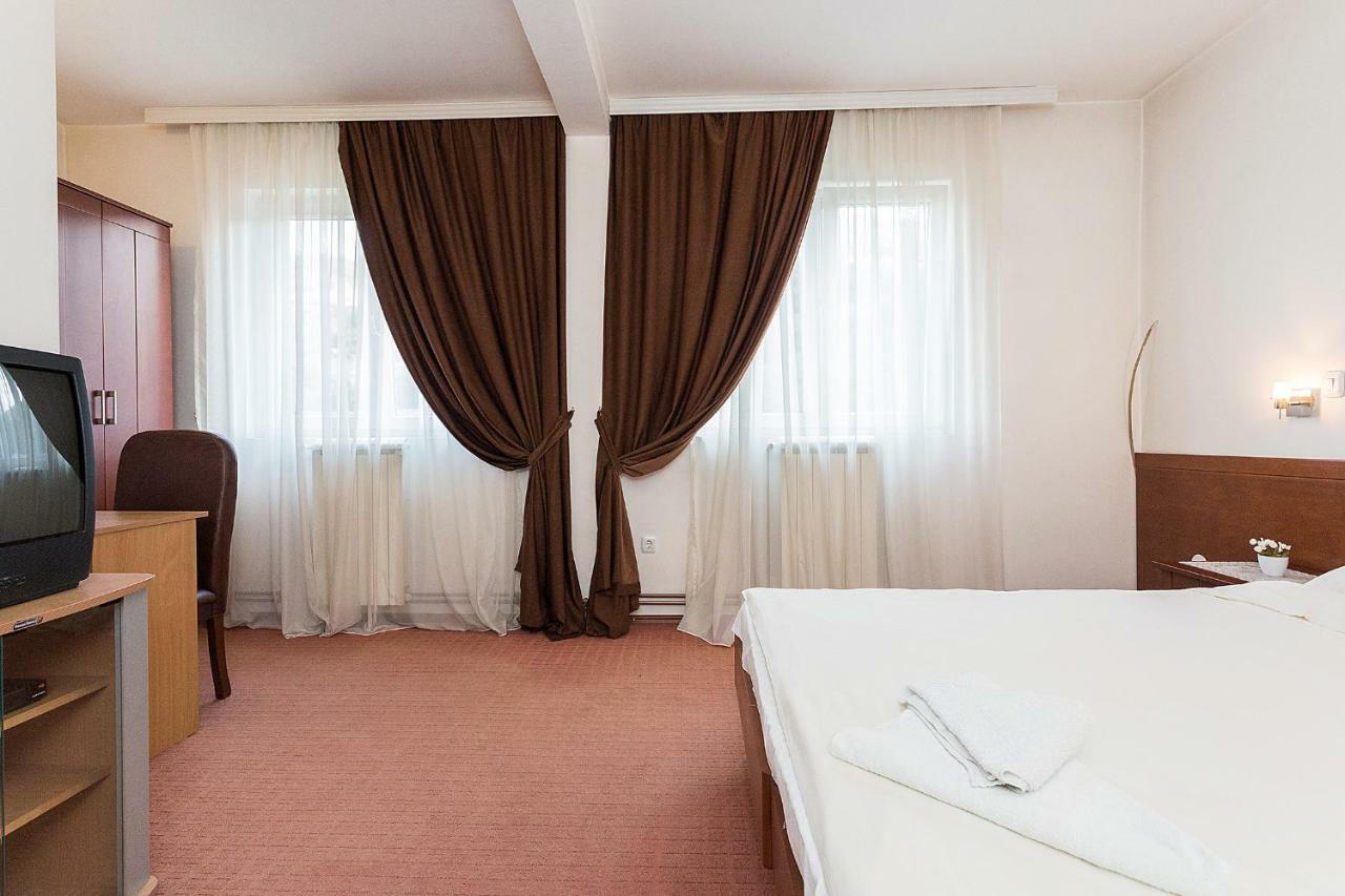 Hotel Dominus Bijelo Polje Exterior photo